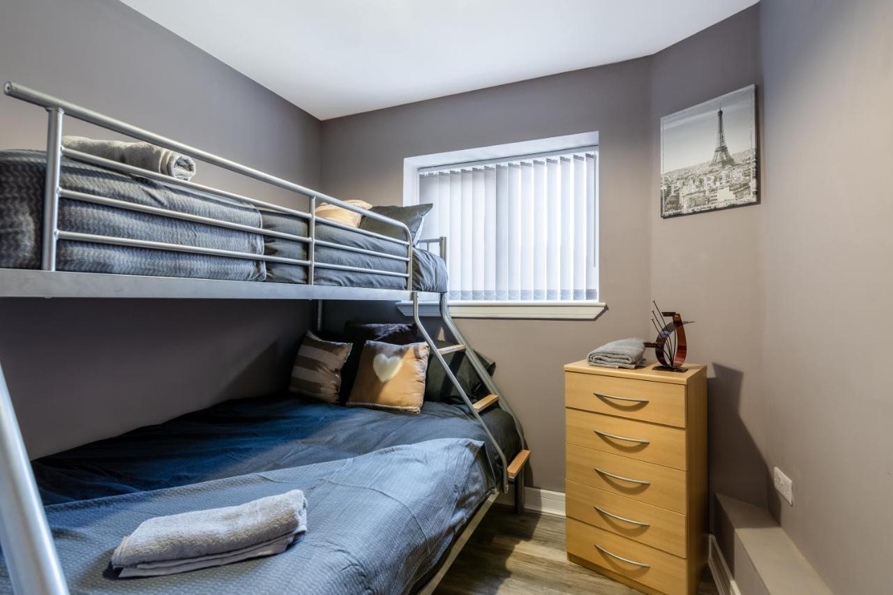 Darlington Town Centre Apartments Free Parking And Wi-Fi Esterno foto