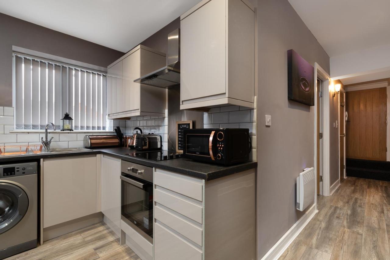 Darlington Town Centre Apartments Free Parking And Wi-Fi Esterno foto