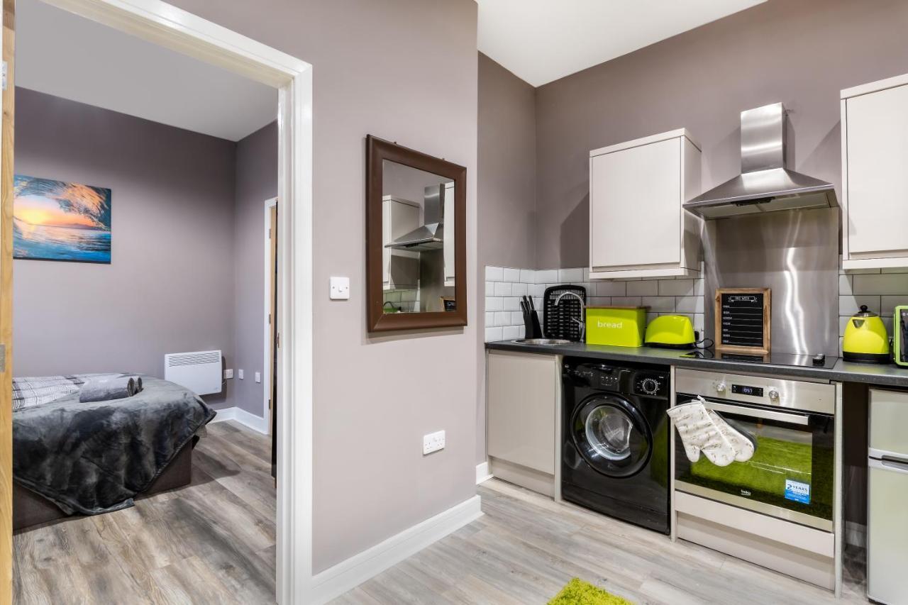 Darlington Town Centre Apartments Free Parking And Wi-Fi Esterno foto